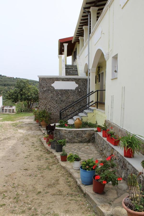 Ferienwohnung Marina 1990 Agios Georgios Pagon Exterior foto